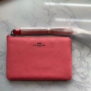 Coach Corner Zip Wallet